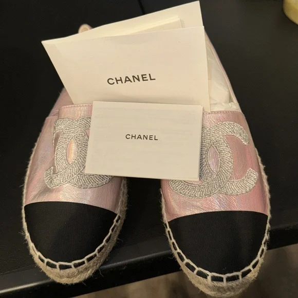Chanel Espadrilles Sandal: pink, silver & black: EU SIZE 35 - Picture 4 of 6